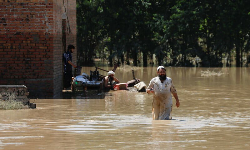ملک بھر میں بارشیں، سیلابی ریلوں اور آسمانی بجلی گرنے سے 4 افراد جاں بحق - Pakistan